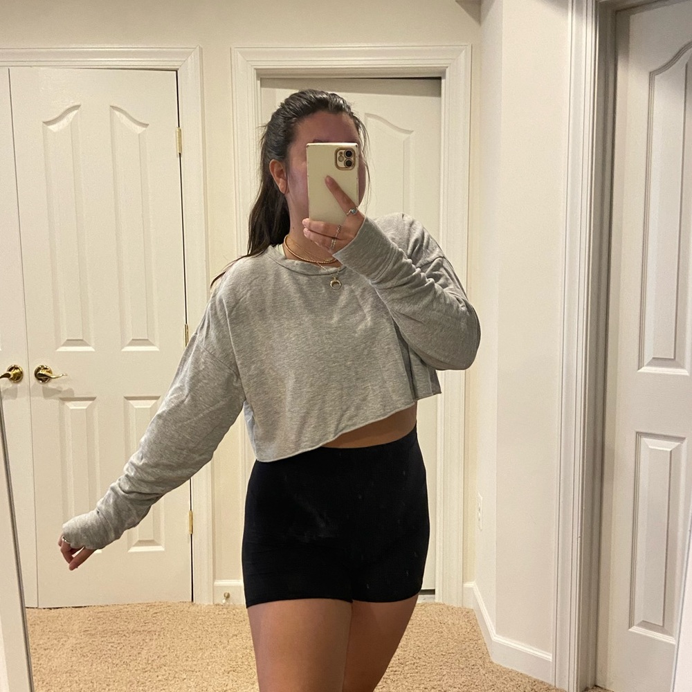 VGUC AERIE OFFLINE CROPPED SWEATSHIRT